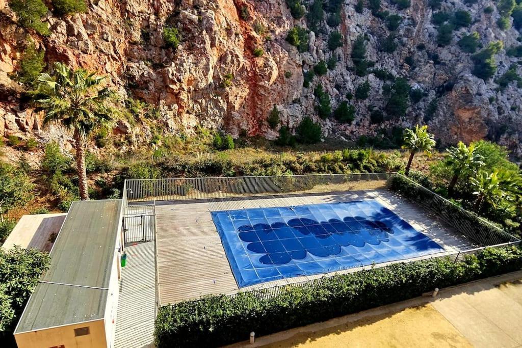 Les Marches Du Soleil Apartment Сет Екстериор снимка