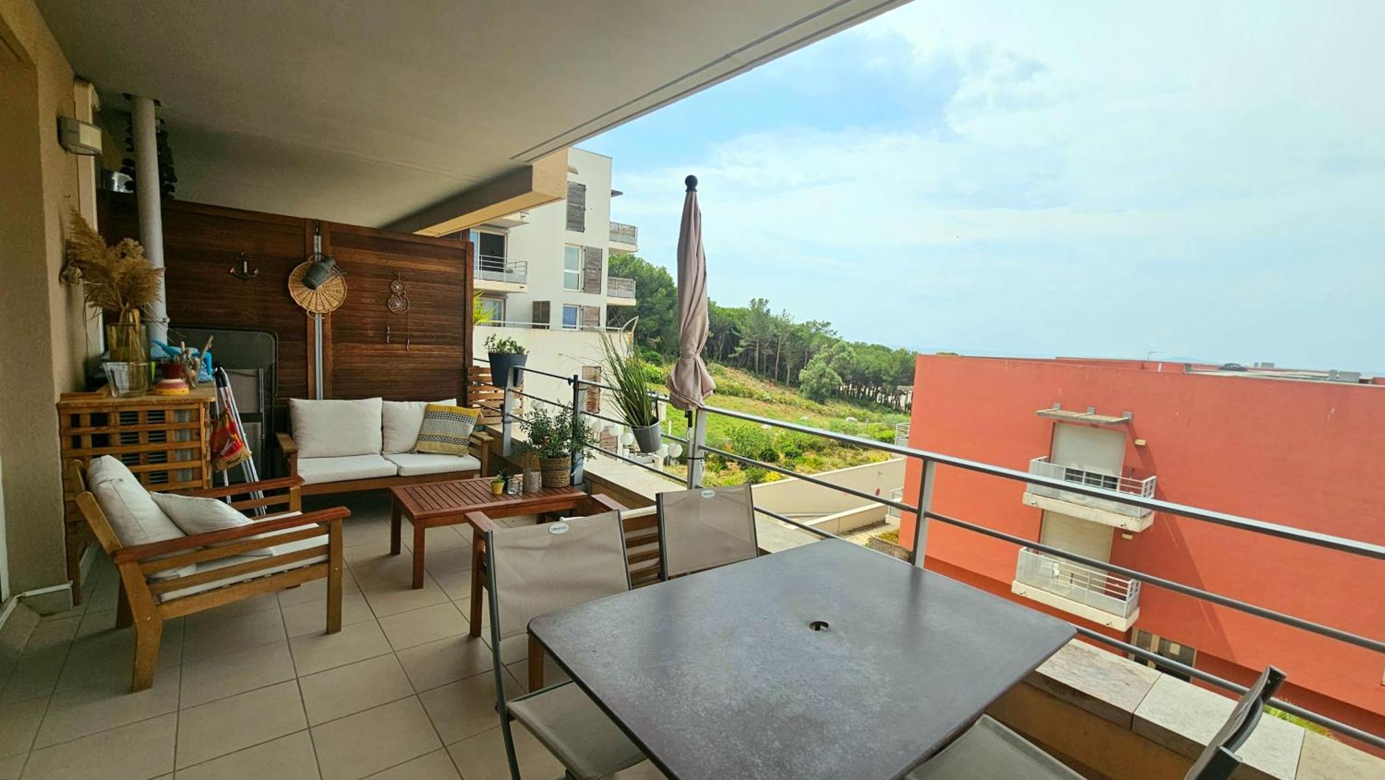 Les Marches Du Soleil Apartment Сет Екстериор снимка