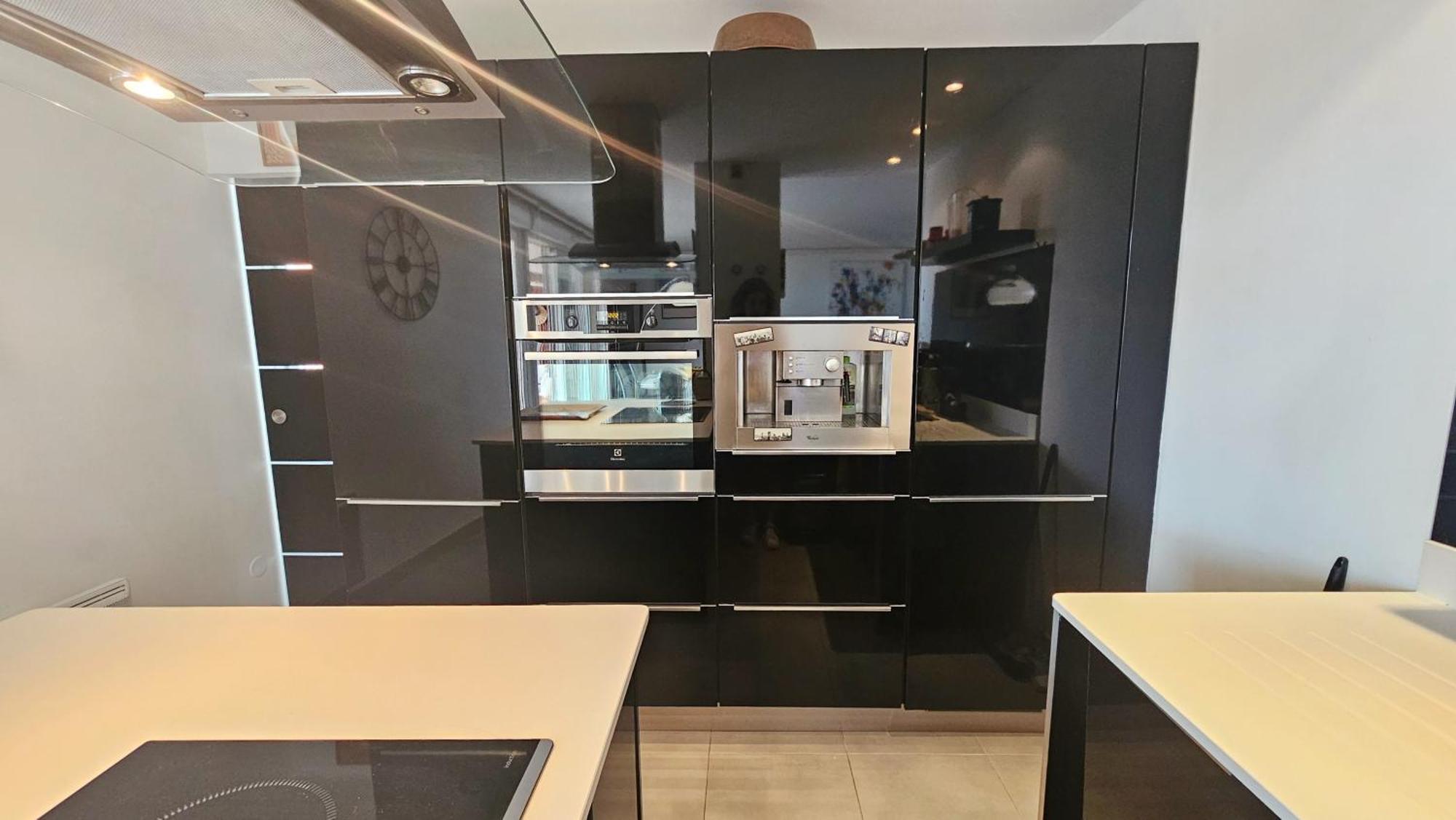 Les Marches Du Soleil Apartment Сет Екстериор снимка